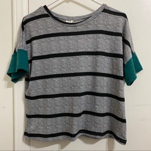 Gray Color Block Sleeve Striped Crop Top